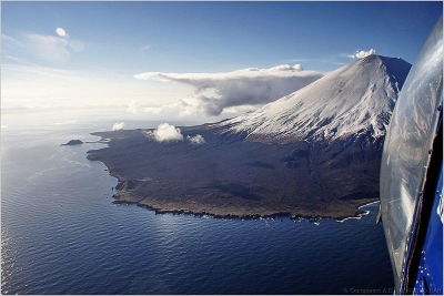 Остров Атласова: вулканы Алаид и Такетоми 1863